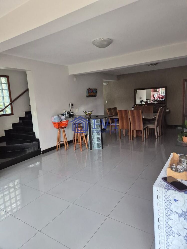 Casa, 5 quartos, 330 m² - Foto 3