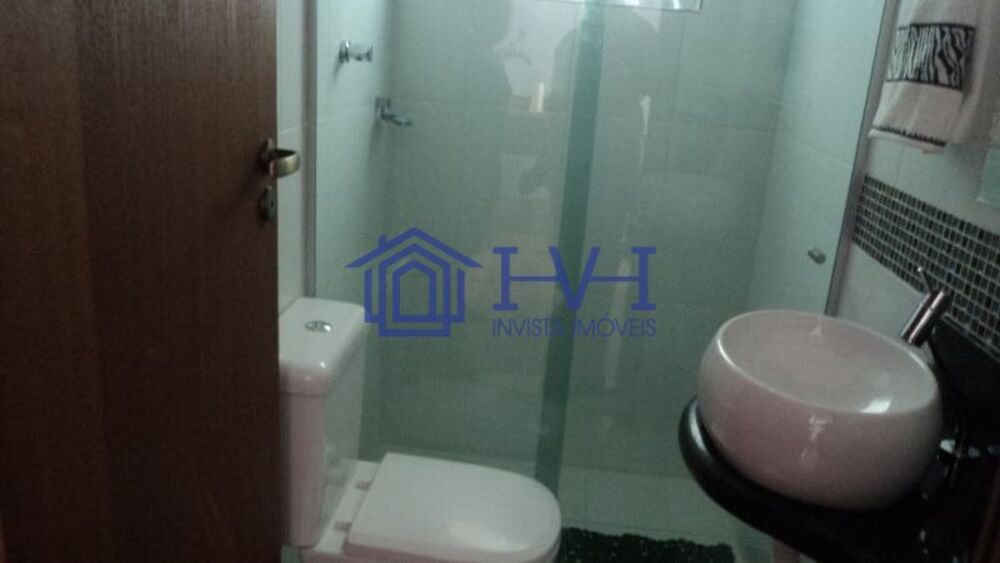Casa à venda com 3 quartos, 200m² - Foto 3
