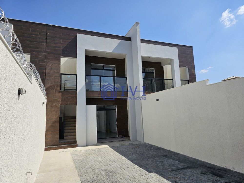 Casa à venda com 2 quartos, 175m² - Foto 2