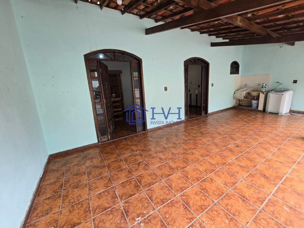 Casa para alugar com 2 quartos, 200m² - Foto 11
