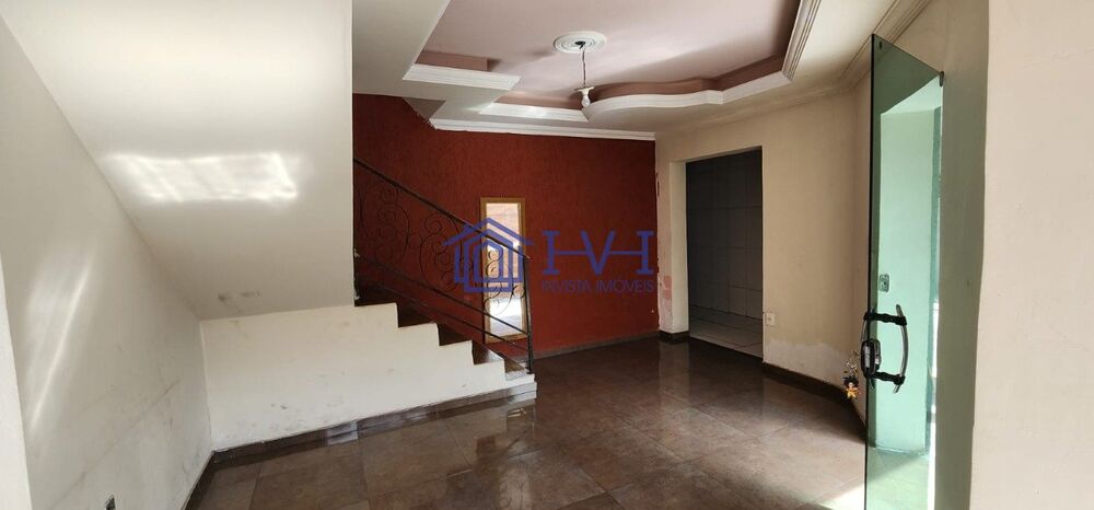 Casa, 4 quartos, 215 m² - Foto 2