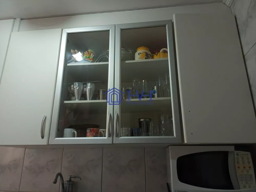 Apartamento à venda com 2 quartos, 45m² - Foto 3