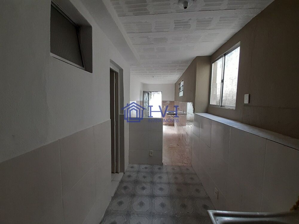 Casa para alugar com 3 quartos, 120m² - Foto 1