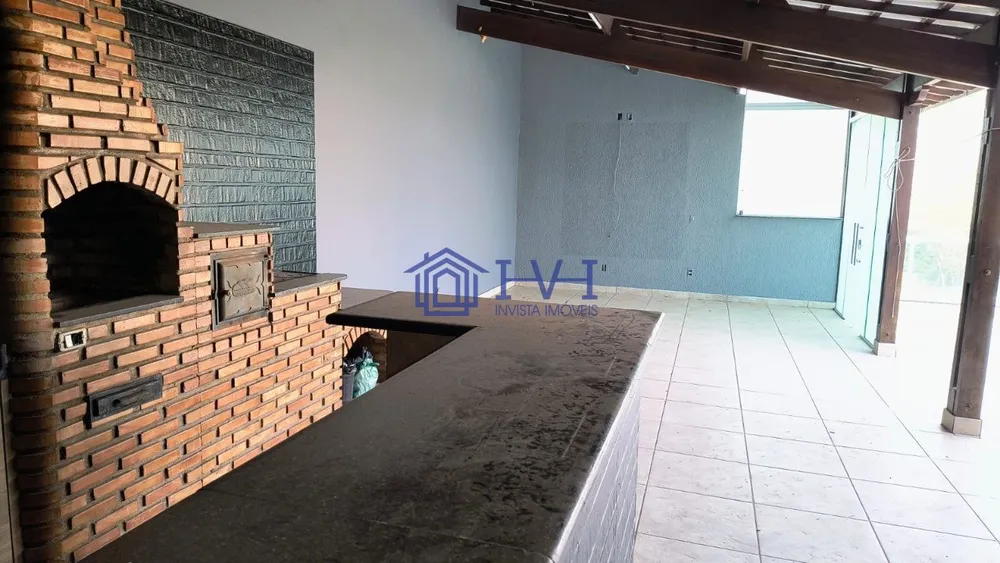 Casa, 4 quartos, 131 m² - Foto 1