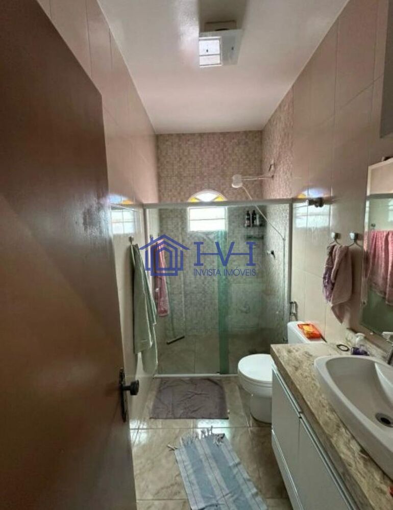 Casa à venda com 4 quartos, 184m² - Foto 9
