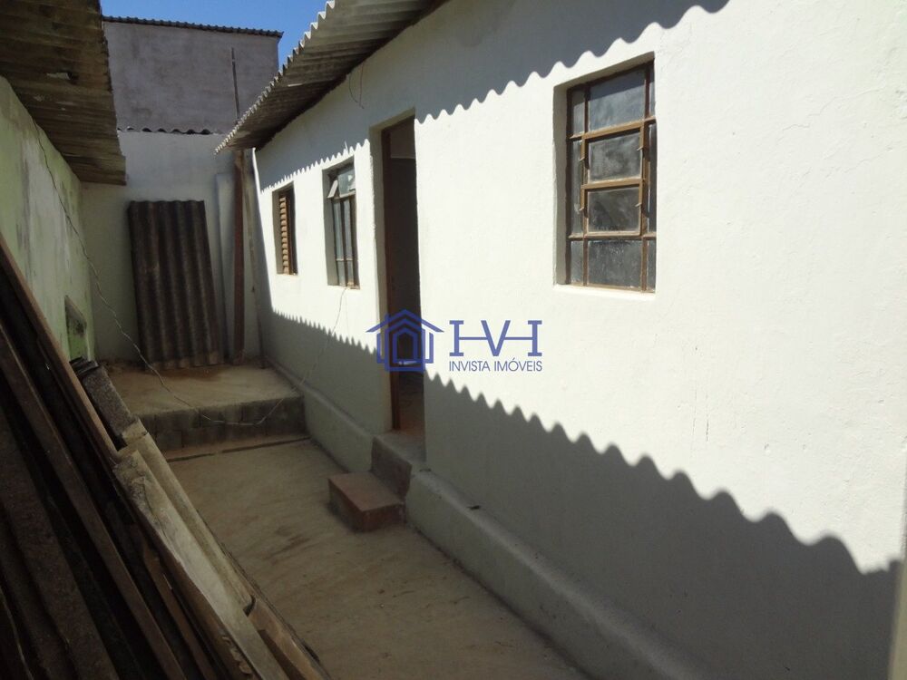 Casa à venda com 6 quartos, 345m² - Foto 3
