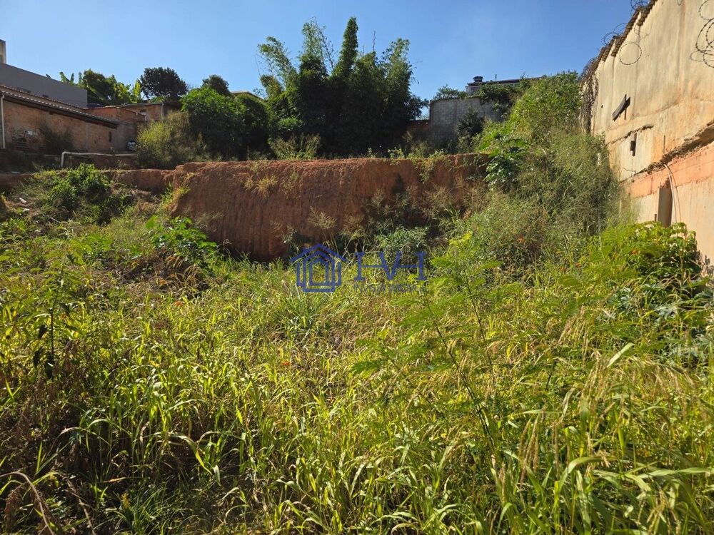 Terreno à venda, 600m² - Foto 1