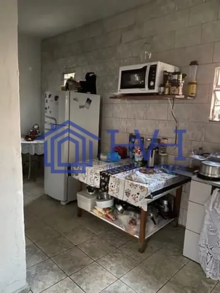 Casa à venda com 3 quartos, 180m² - Foto 1