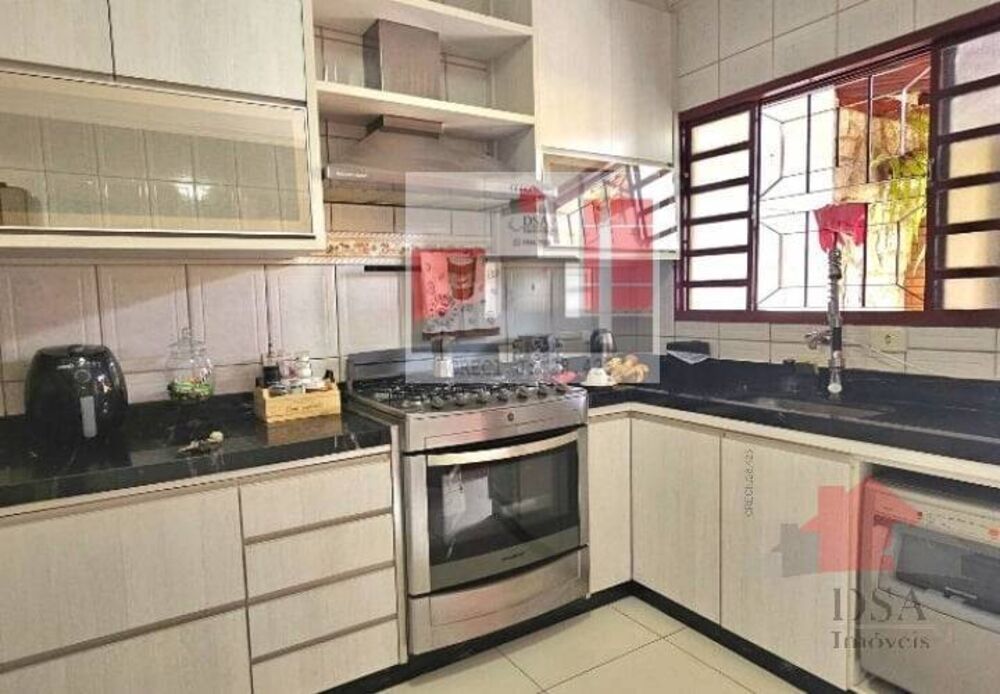 Casa, 3 quartos, 157 m² - Foto 4
