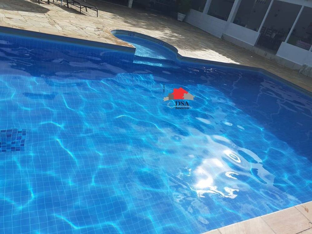 Chácara à venda com 4 quartos, 360m² - Foto 1