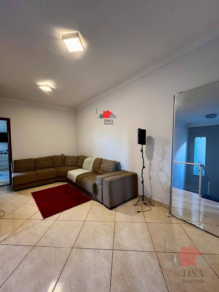 Casa, 3 quartos, 178 m² - Foto 3