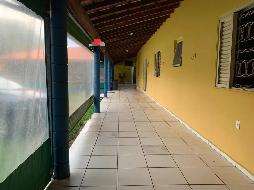 Chácara, 6 quartos, 1747 m² - Foto 1