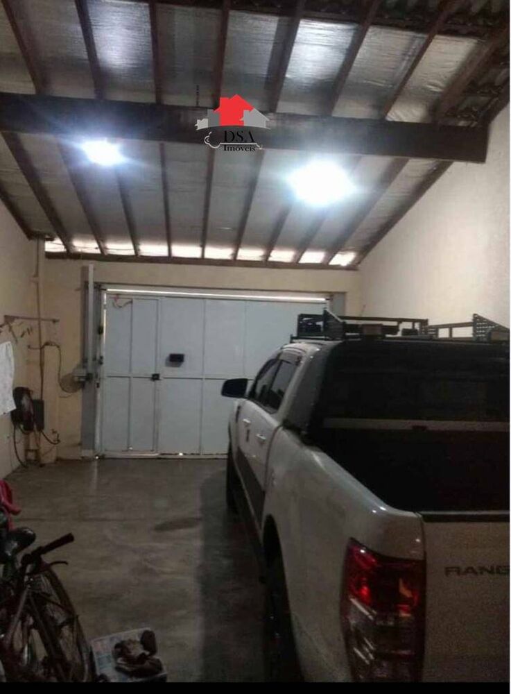 Casa, 3 quartos, 131 m² - Foto 1