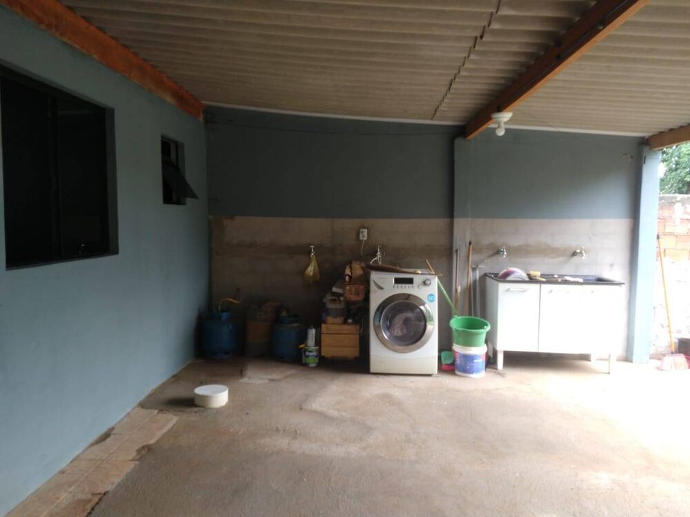 Chácara à venda com 3 quartos, 150m² - Foto 1