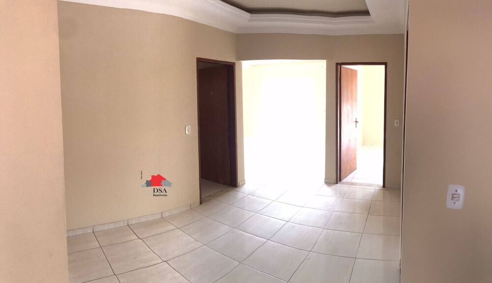 Casa à venda com 3 quartos, 304m² - Foto 4
