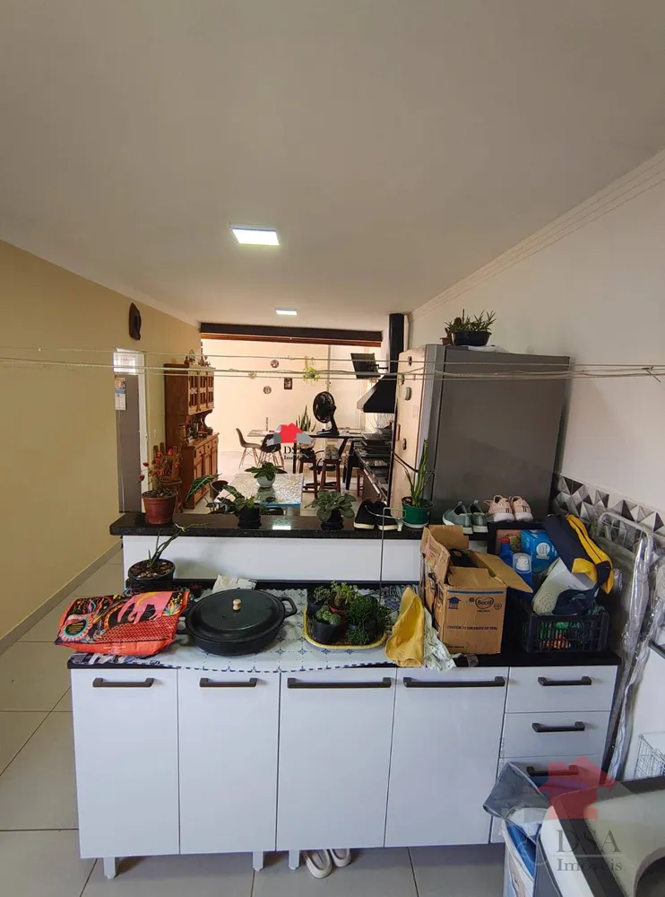 Casa, 3 quartos, 170 m² - Foto 2