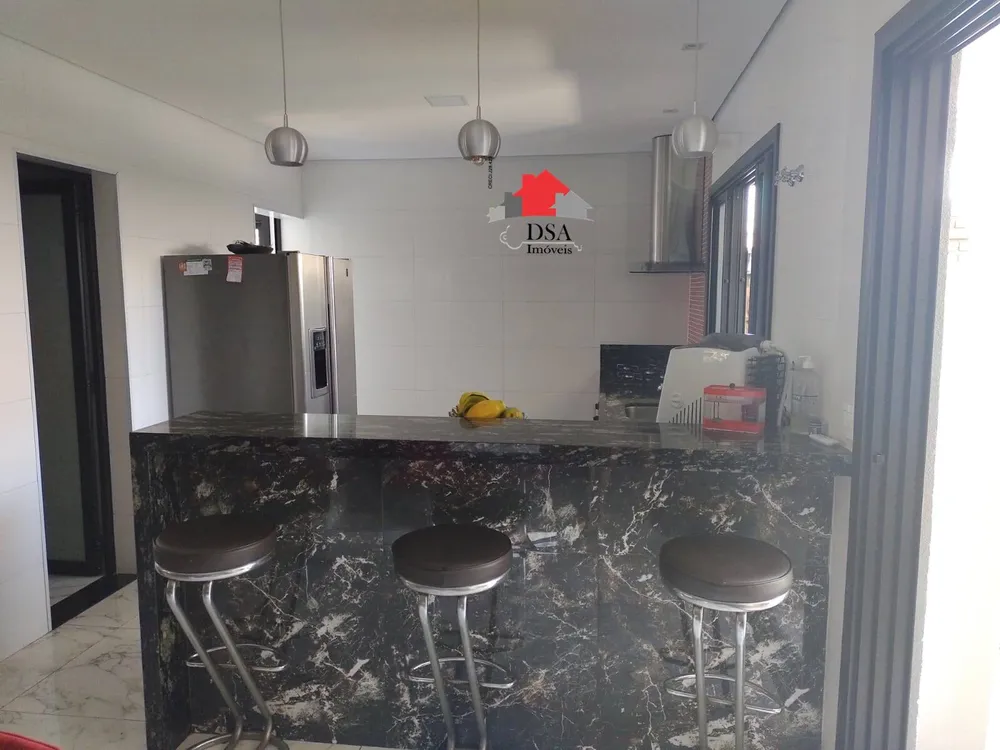 Casa, 3 quartos, 240 m² - Foto 3