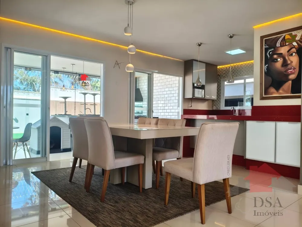 Casa, 3 quartos, 220 m² - Foto 2