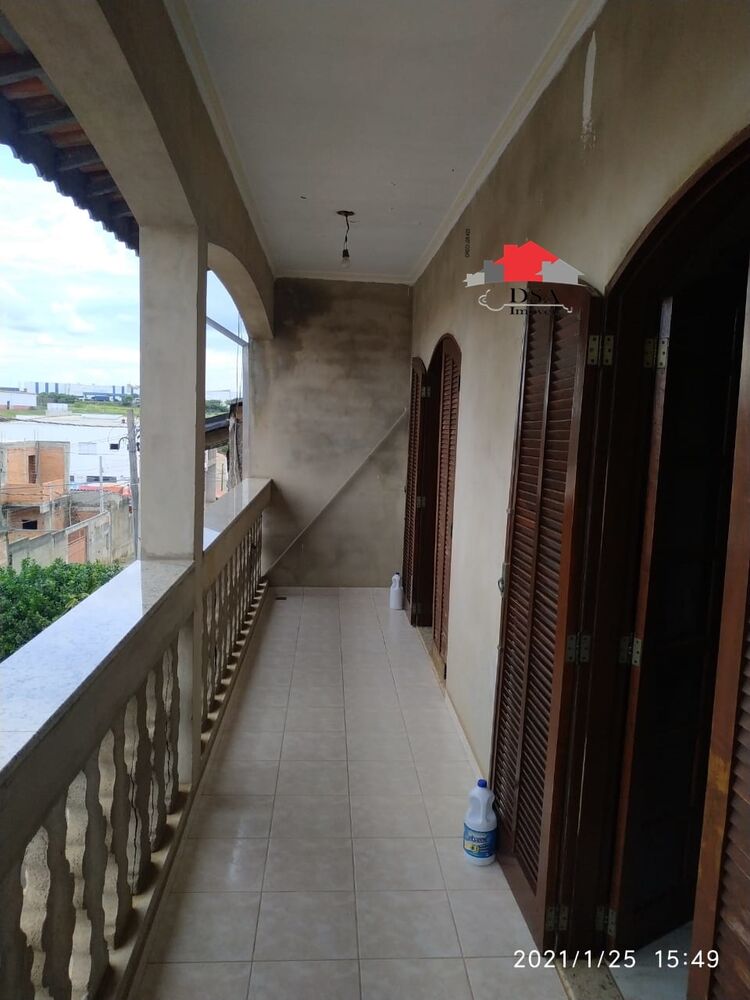 Casa, 3 quartos, 240 m² - Foto 1