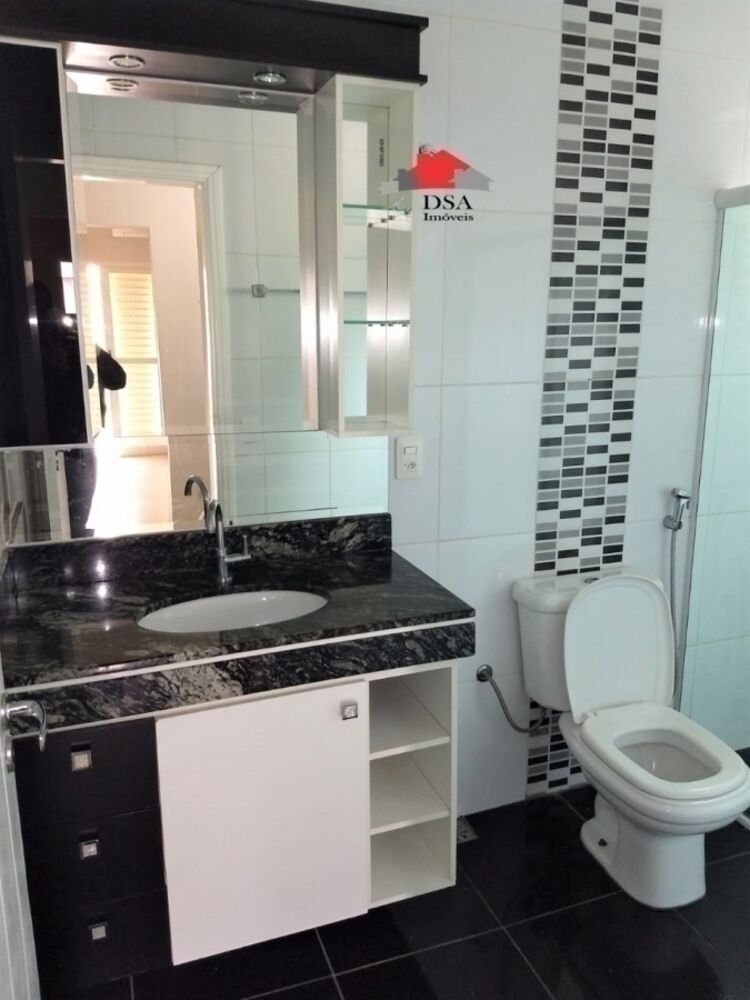 Casa à venda com 3 quartos, 220m² - Foto 4