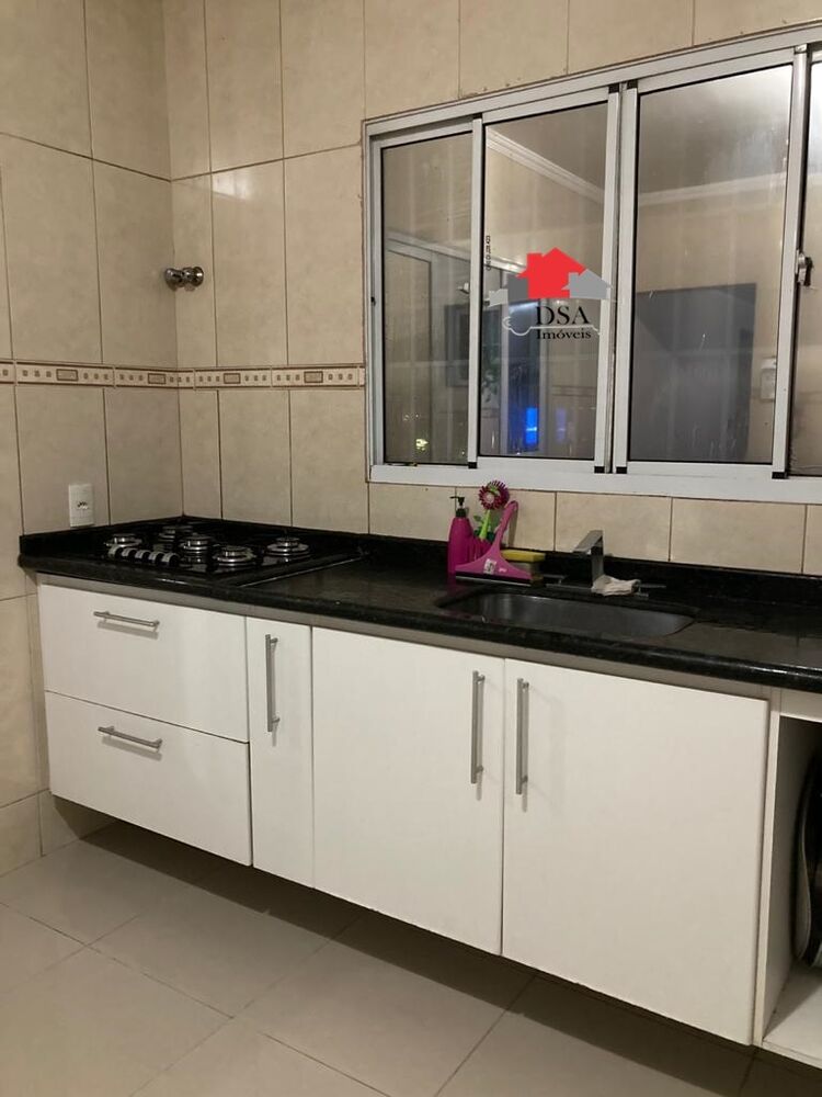 Casa, 3 quartos, 270 m² - Foto 4