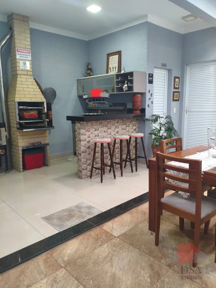 Casa, 3 quartos, 200 m² - Foto 2