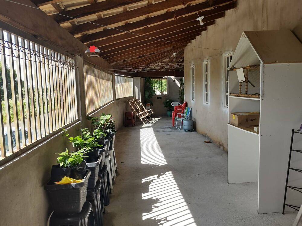Casa, 3 quartos, 265 m² - Foto 1