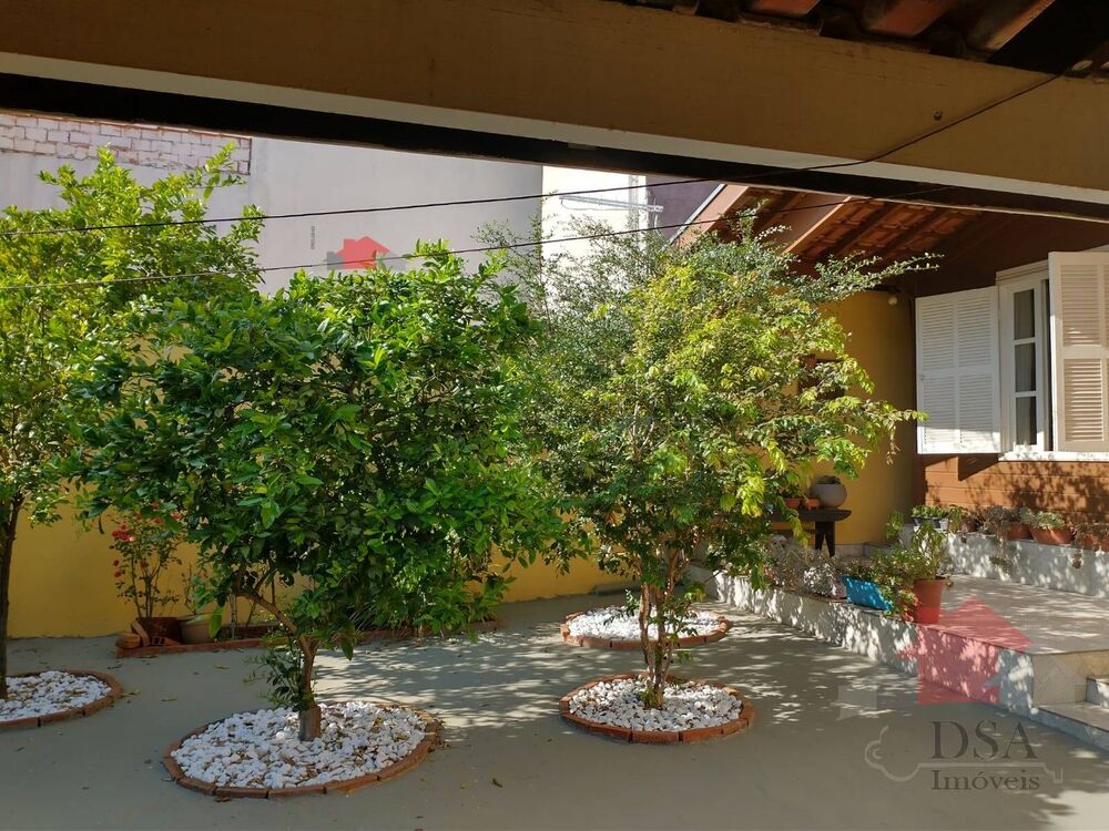 Casa, 3 quartos, 237 m² - Foto 2