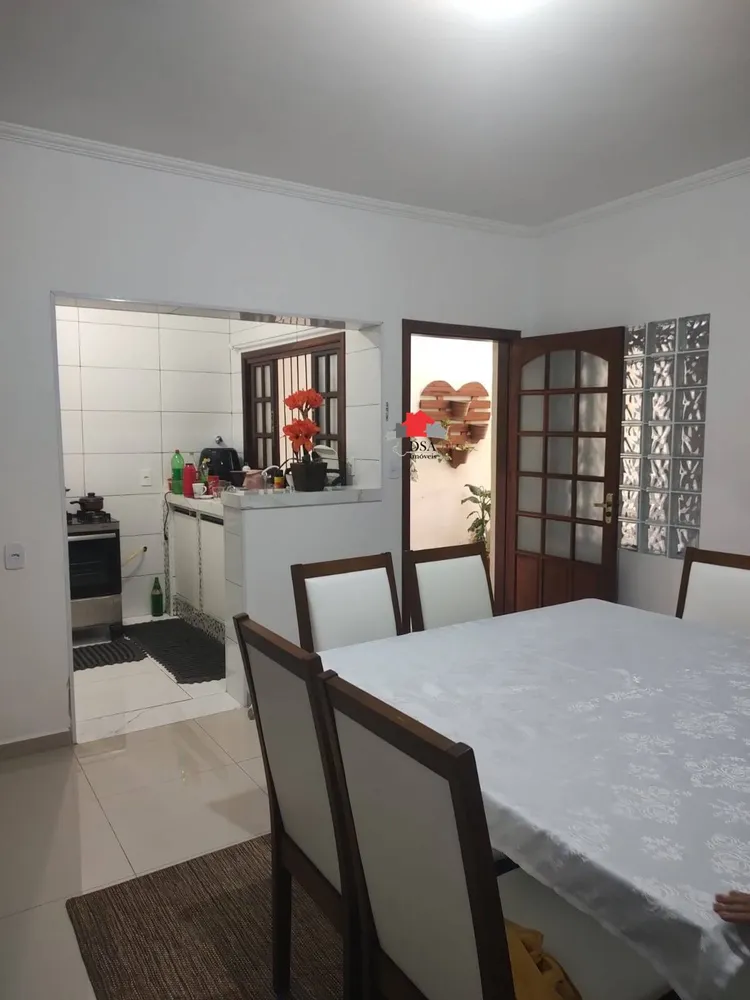 Casa, 3 quartos, 182 m² - Foto 4
