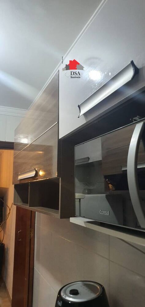 Apartamento à venda com 2 quartos, 60m² - Foto 4