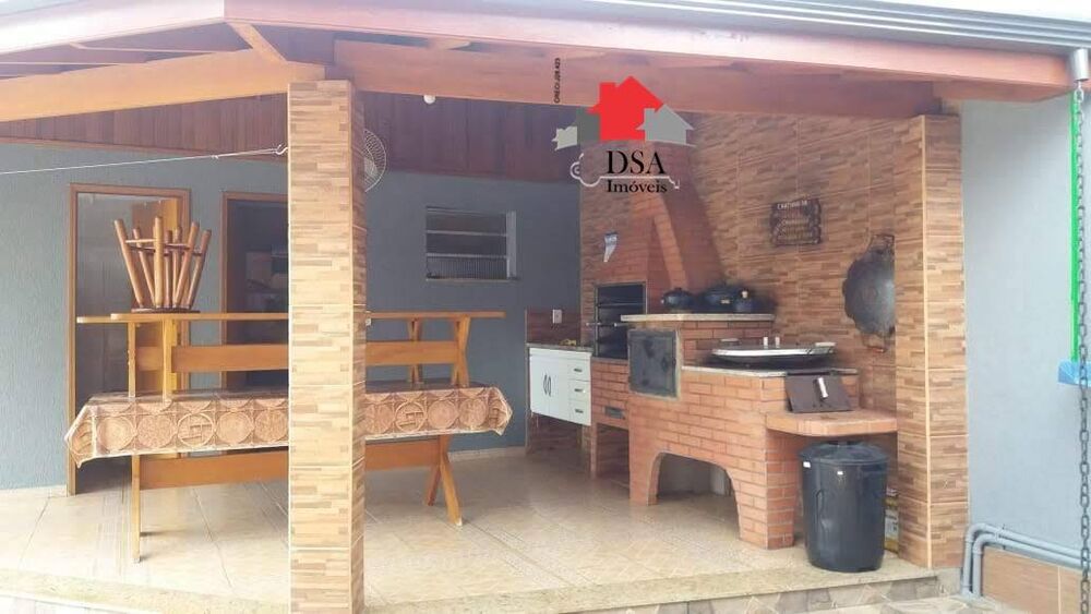 Casa à venda com 3 quartos, 176m² - Foto 4
