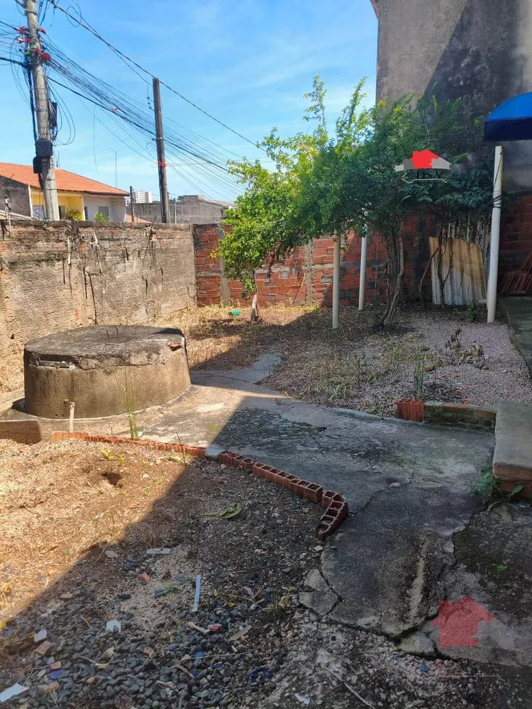 Casa, 5 quartos, 226 m² - Foto 1