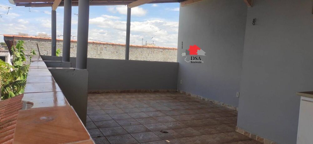 Casa à venda com 2 quartos, 85m² - Foto 8
