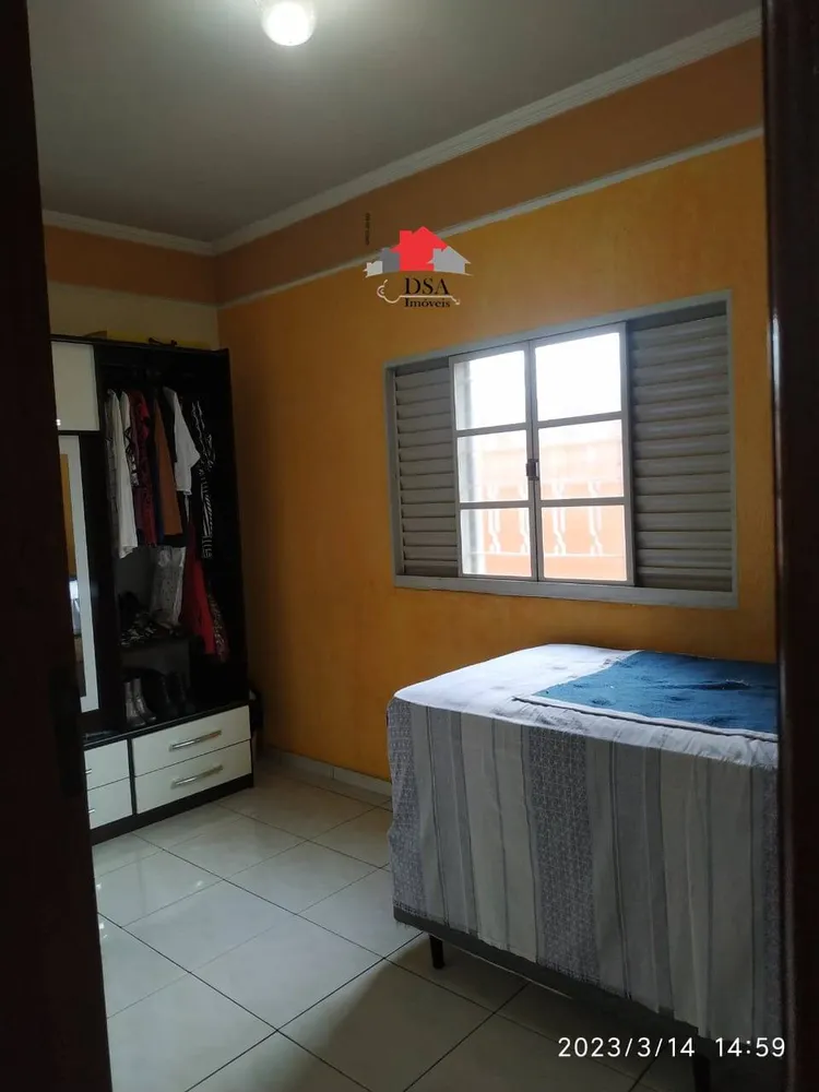Casa, 3 quartos, 245 m² - Foto 15