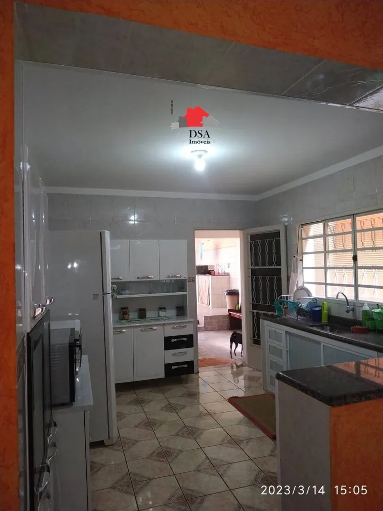 Casa, 3 quartos, 245 m² - Foto 8