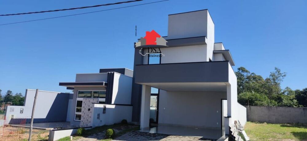 Casa à venda com 3 quartos, 142m² - Foto 1