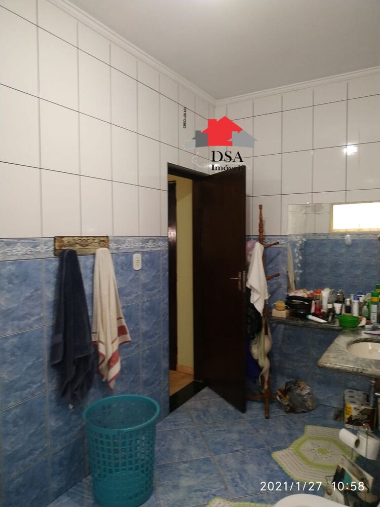 Casa, 4 quartos, 216 m² - Foto 1