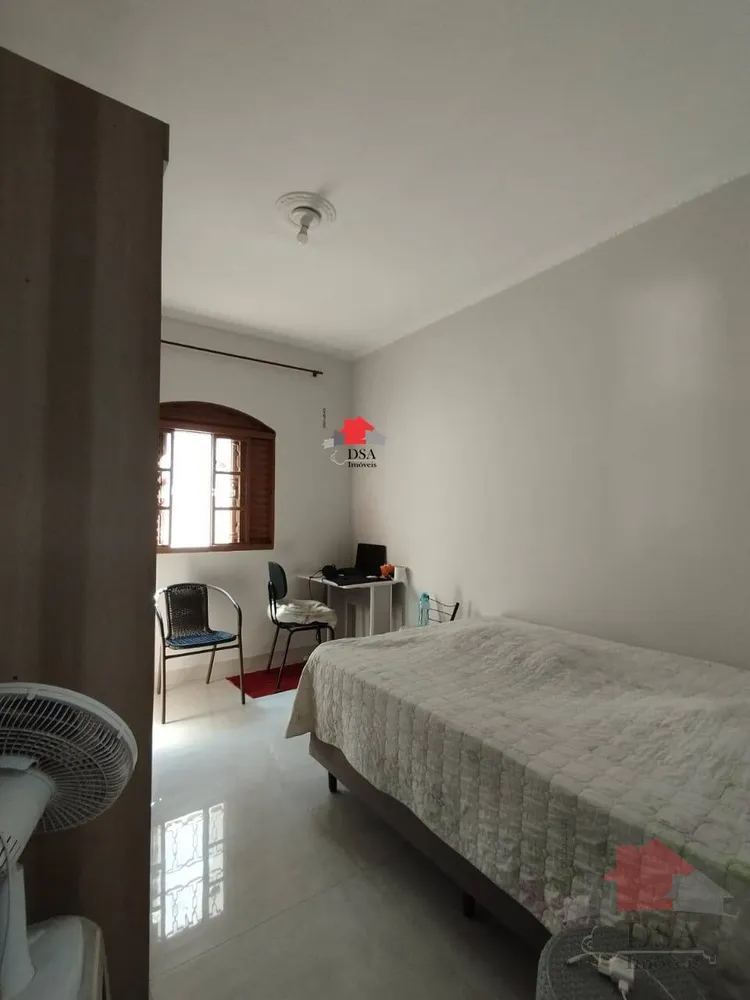 Casa, 3 quartos, 189 m² - Foto 4