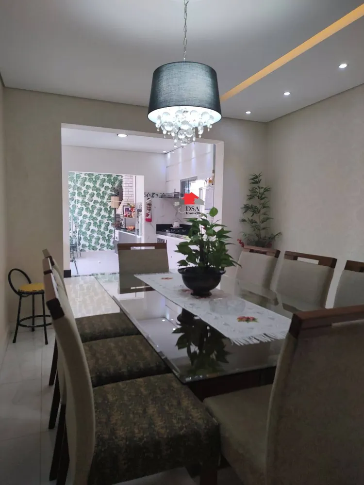 Casa, 3 quartos, 200 m² - Foto 11