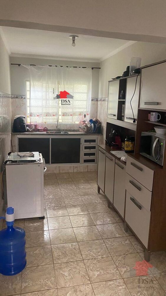 Casa à venda com 3 quartos, 147m² - Foto 2