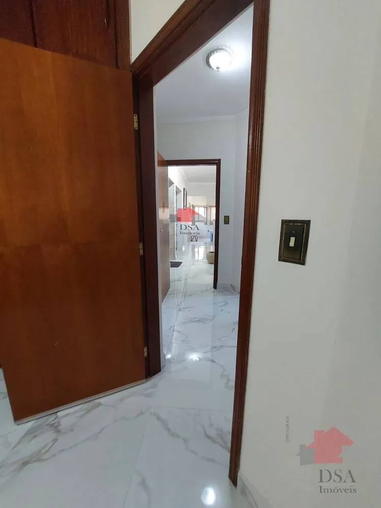 Casa, 3 quartos, 250 m² - Foto 11
