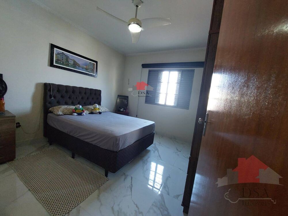 Casa, 3 quartos, 250 m² - Foto 2