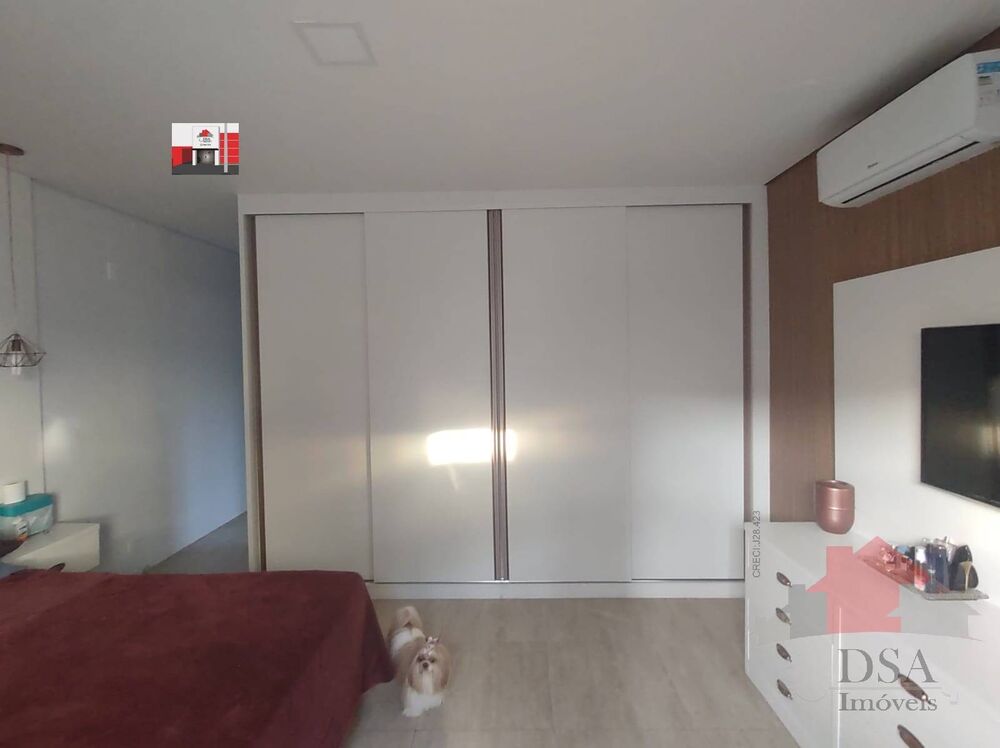 Casa, 3 quartos, 253 m² - Foto 2