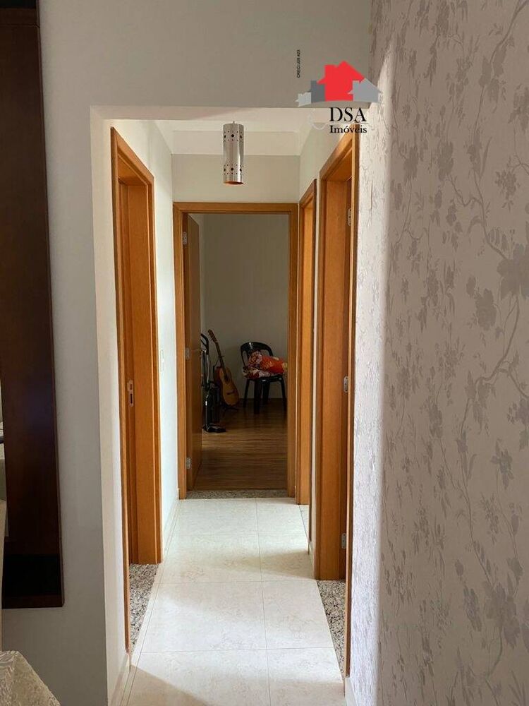 Apartamento à venda com 3 quartos, 77m² - Foto 4