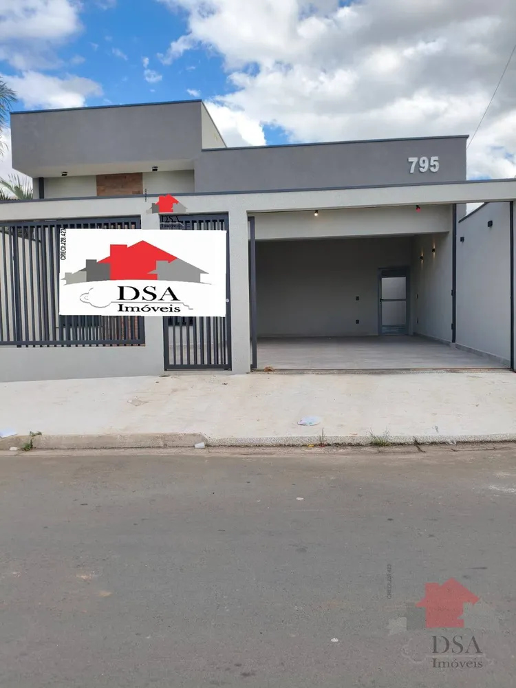 Casa, 3 quartos, 200 m² - Foto 1