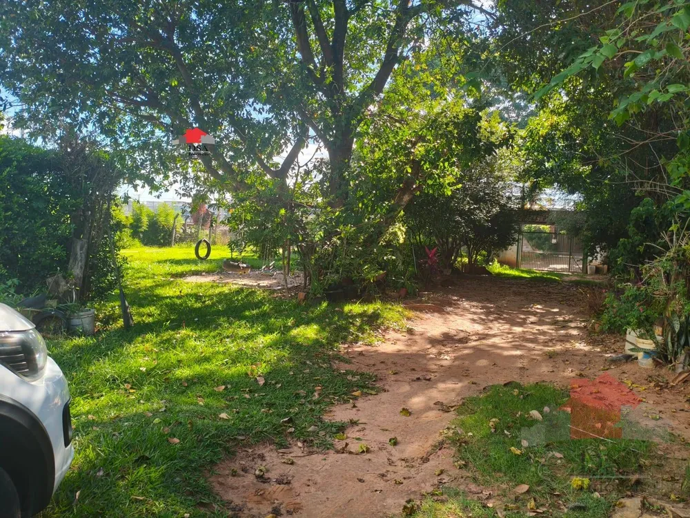 Chácara, 4 quartos, 1250 m² - Foto 1