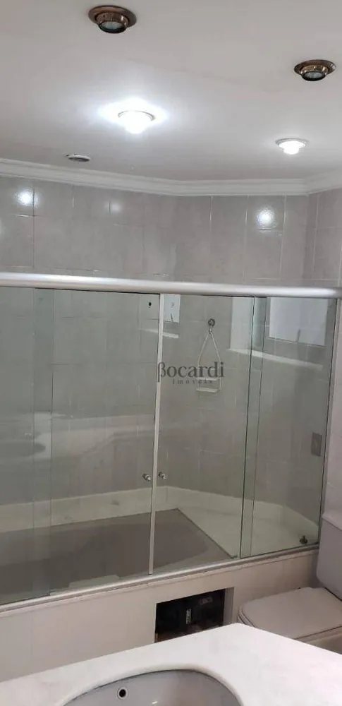 Apartamento, 3 quartos, 143 m² - Foto 3