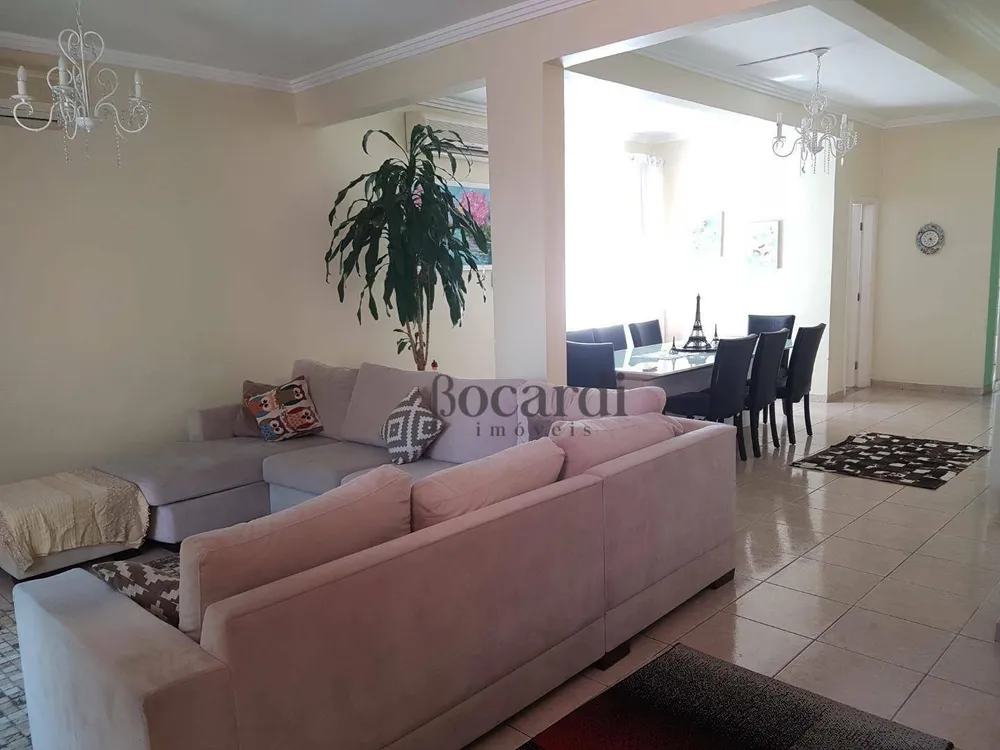 Casa, 3 quartos, 320 m² - Foto 1