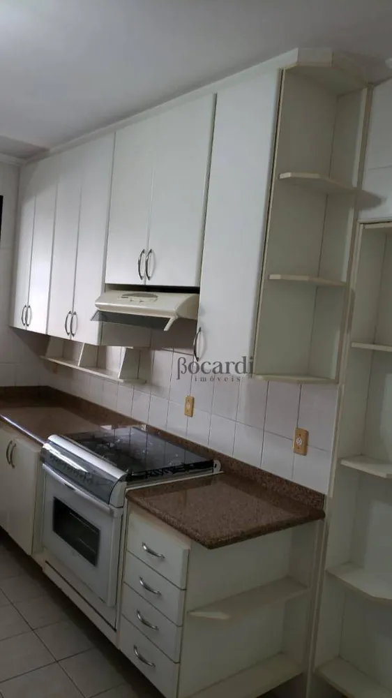 Apartamento, 3 quartos, 118 m² - Foto 2
