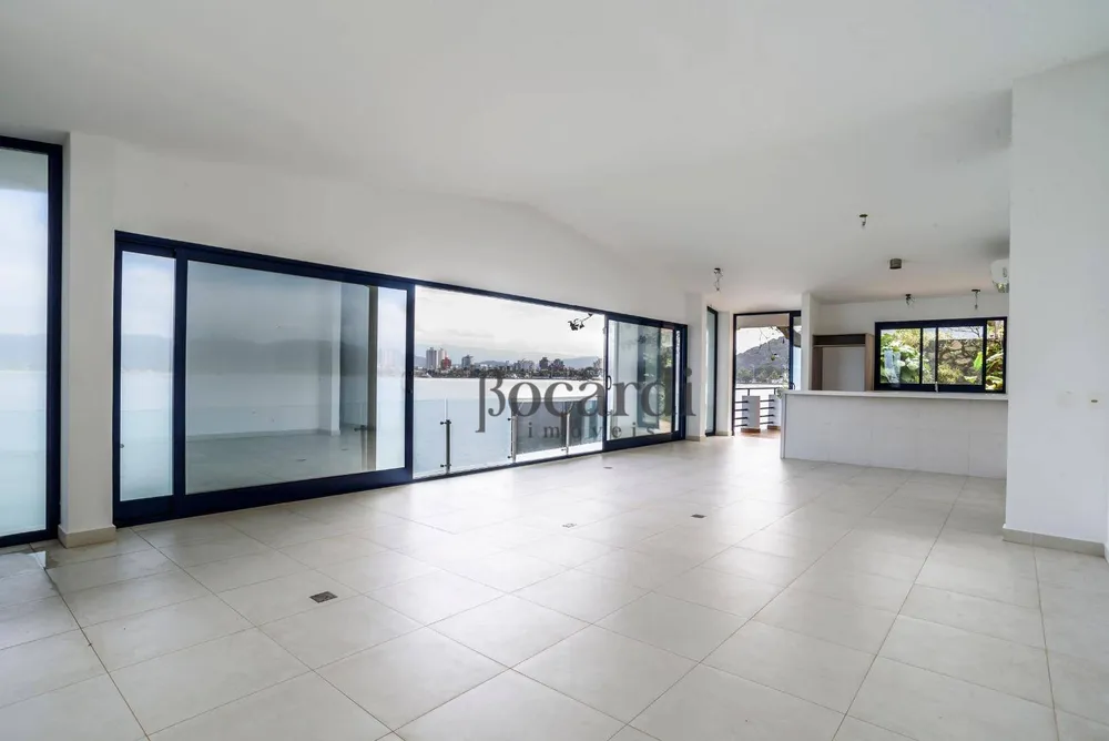 Apartamento, 3 quartos, 181 m² - Foto 2